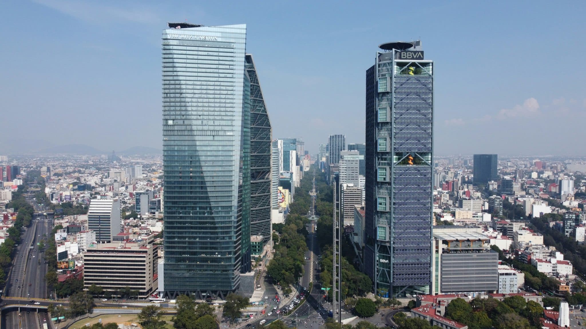 Mexico City business district skyline showing financial centers where headhunters Mexico recruit CFOs VPs and executive leadership talent for multinational companies expanding through nearshoring