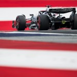 F1 practice session versus race day conditions illustrating the assessment mismatch in executive hiring