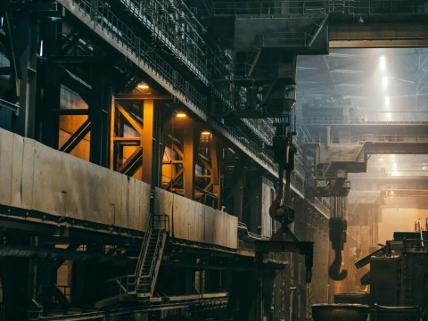 Mexico manufacturing facility with unfilled executive positions representing the nearshoring leadership gap