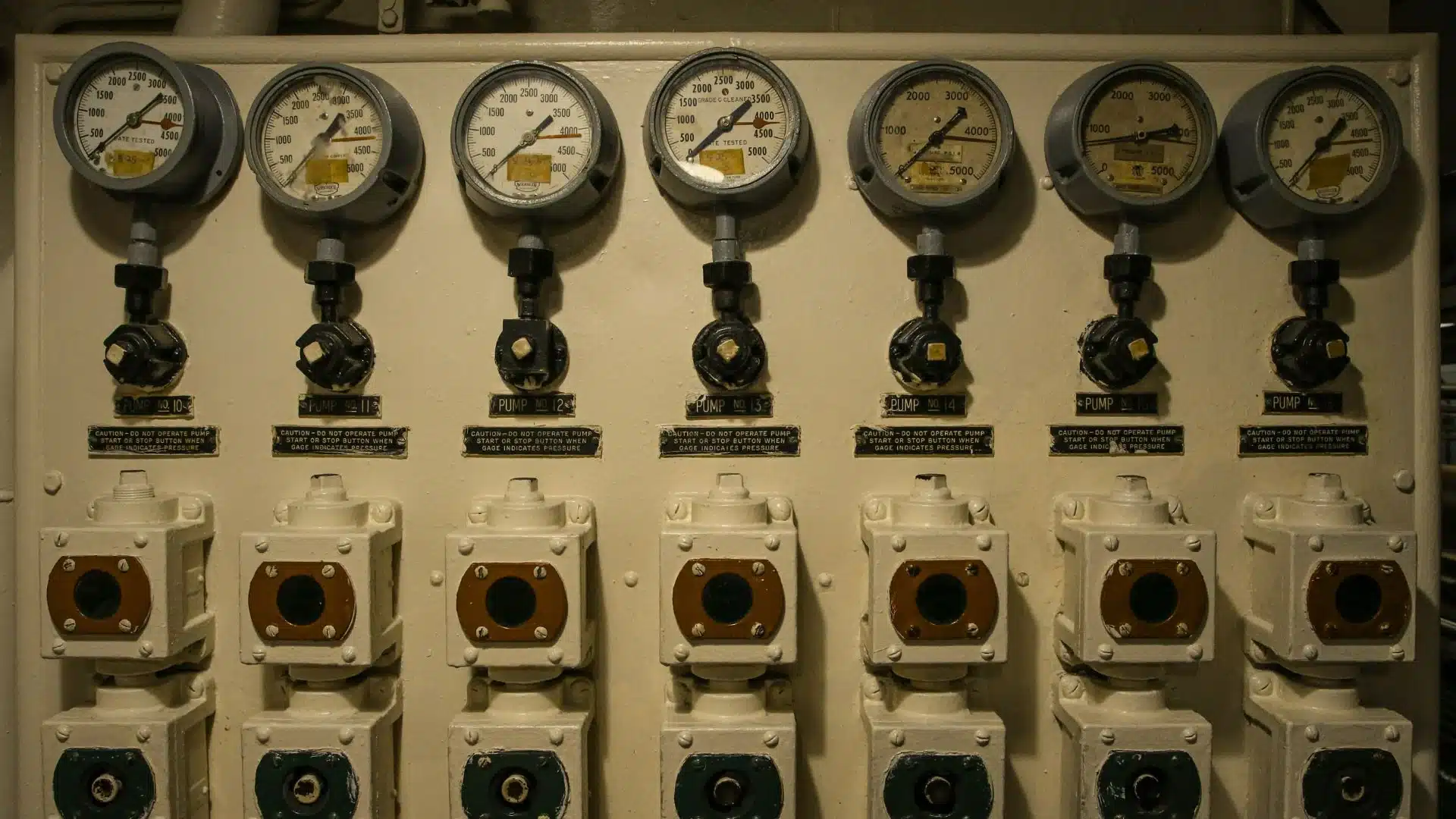 Performance review feedback addressing symptoms while calibration mismatch goes undiagnosed