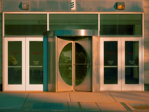 Leadership churn organizational failure showing how replacing executives in an unchanged system produces the same result